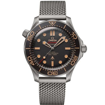 Omega 007*** Edition Seamaster Diver 300M 42 mm, titan på titan 210.90.42.20.01.001