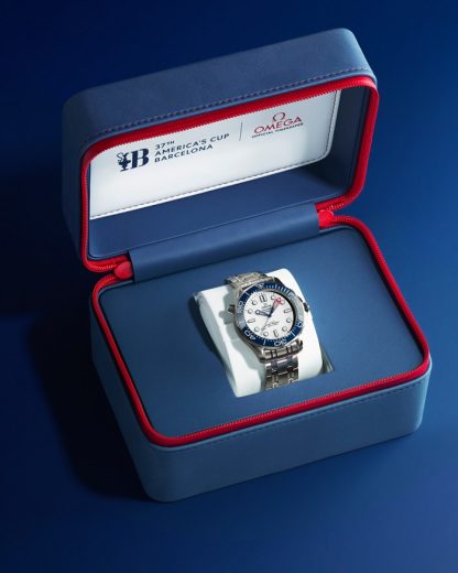 Omega America's Cup Seamaster Diver 300M 42 mm, stål på stål 210.30.42.20.04.002 - Bild 7