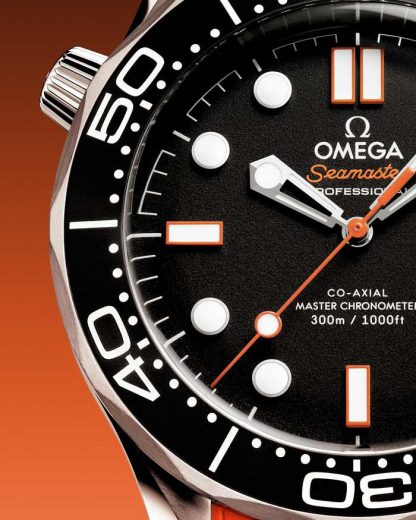 Omega New Seamaster Diver 300M 42 mm, stål på gummiband 210.32.42.20.01.006 - Bild 3