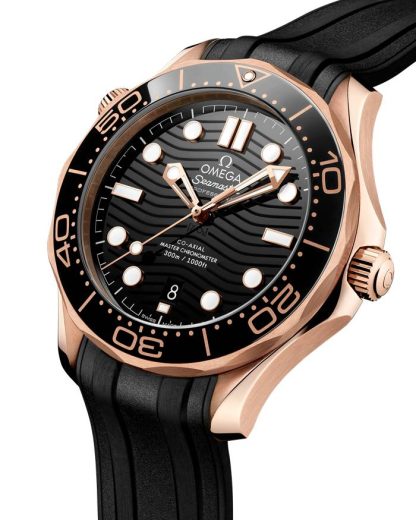 Omega Seamaster Diver 300M 42 mm, Sedna™-guld på gummiband 210.62.42.20.01.002 - Bild 3