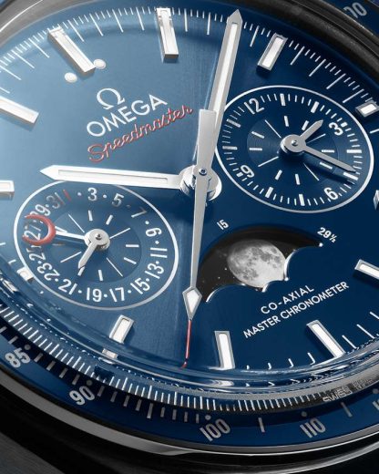 Omega Speedmaster Moonphase 44,25 mm, stål på läderband 304.33.44.52.03.001 - Bild 4