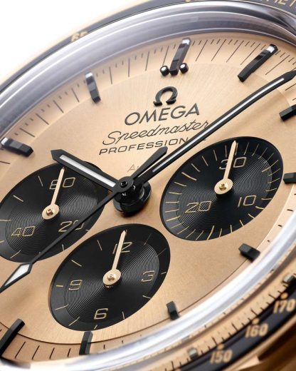 Omega Speedmaster Moonwatch Professional 42 mm, Moonshine™-guld på Moonshine™-guld 310.60.42.50.99.002 - Bild 3