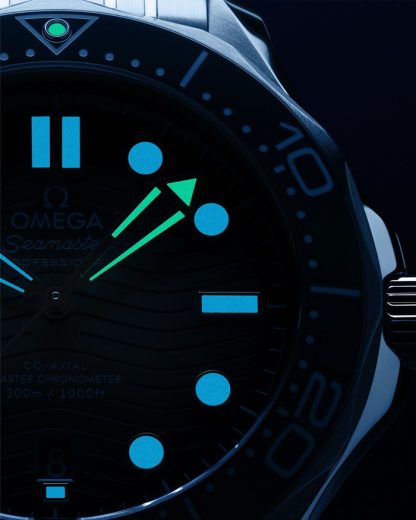 Omega Summer Blue Seamaster Diver 300M 42 mm, stål på gummiband 210.32.42.20.03.002 - Bild 5