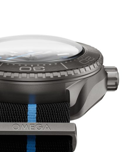 Omega Ultra Deep Seamaster Planet Ocean 6000M 45,5 mm, titan på NATO-band 215.92.46.21.01.001 - Bild 4